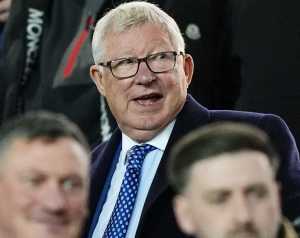 Költségcsökkentés: Már nem lesz a klub nagykövete Sir Alex